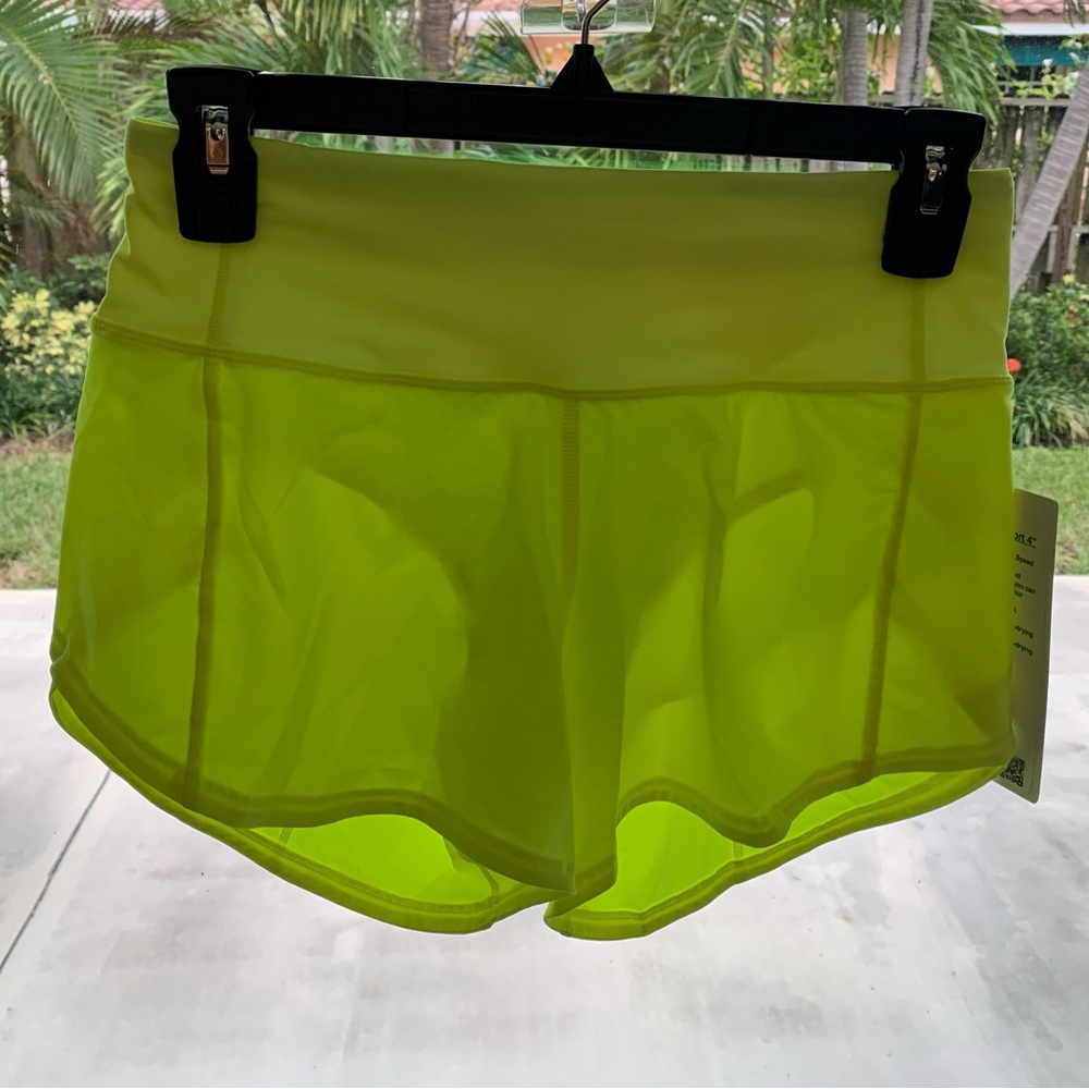 Lululemon Speed Up MR Short Size 2